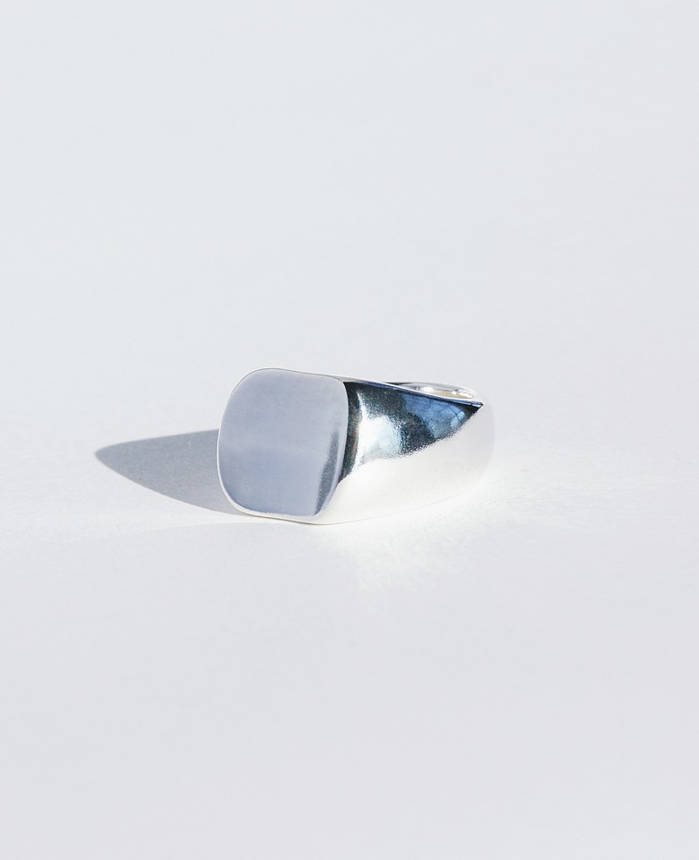 Heavy curve ring